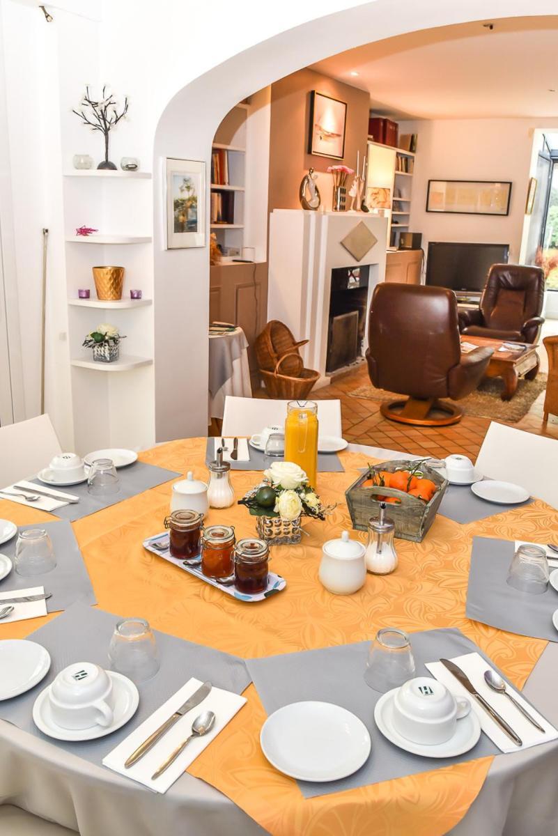 Le Jardin Des Roches Bed & Breakfast Moigny Екстериор снимка